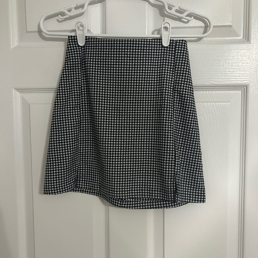 Classic Black and White Checkered Mini Skirt